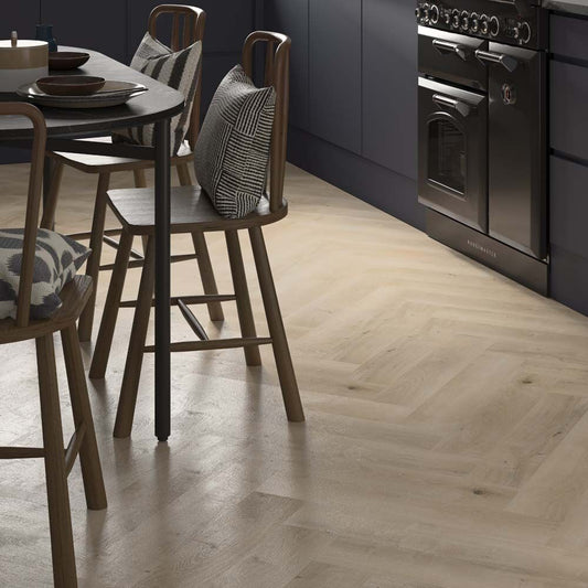 ClickLux Selwood Light Oak Herringbone: Premium 630mm x 126mm Waterproof SPC Rigid Core Flooring